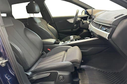 Sininen Audi A4 2023 kuva 8.