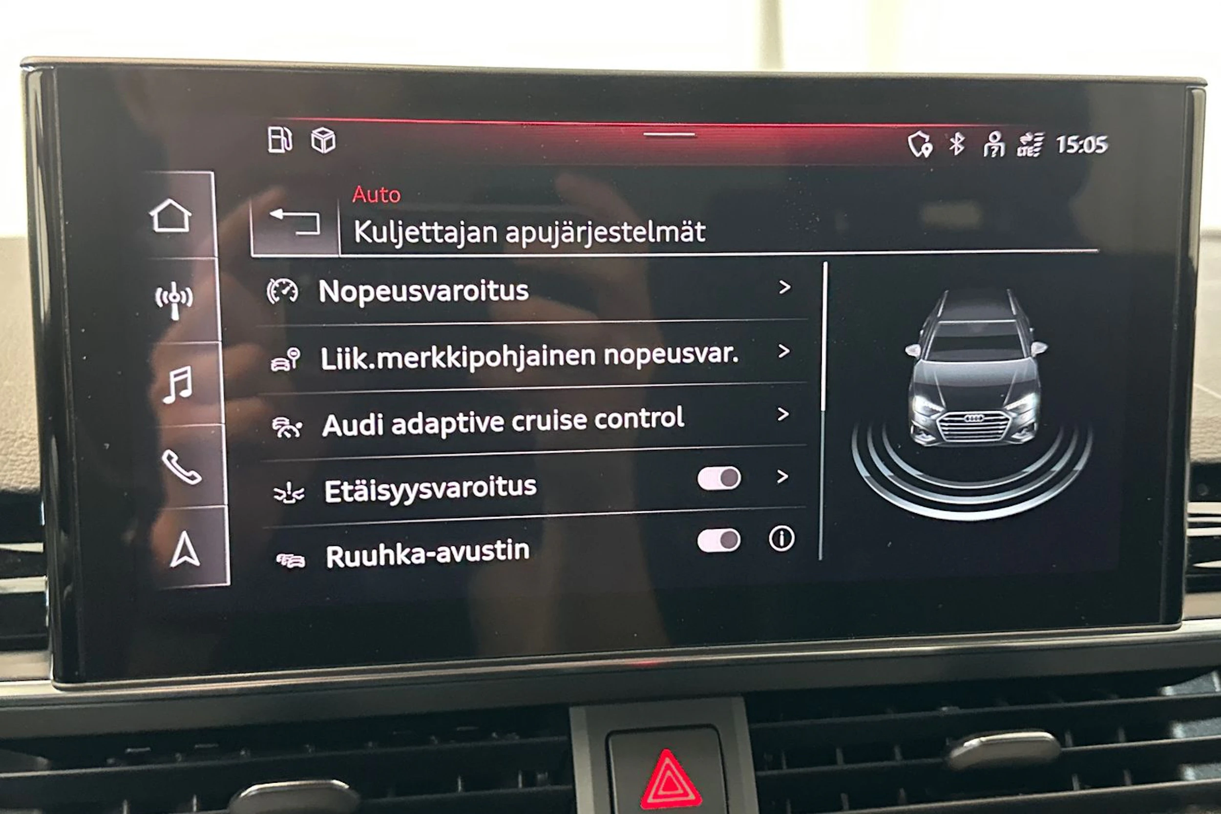 Sininen Audi A4 2023 kuva 21.