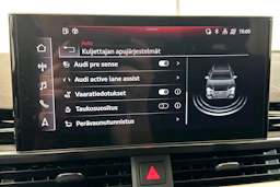 Sininen Audi A4 2023 kuva 22.