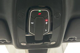 Sininen Audi A4 2023 kuva 25.