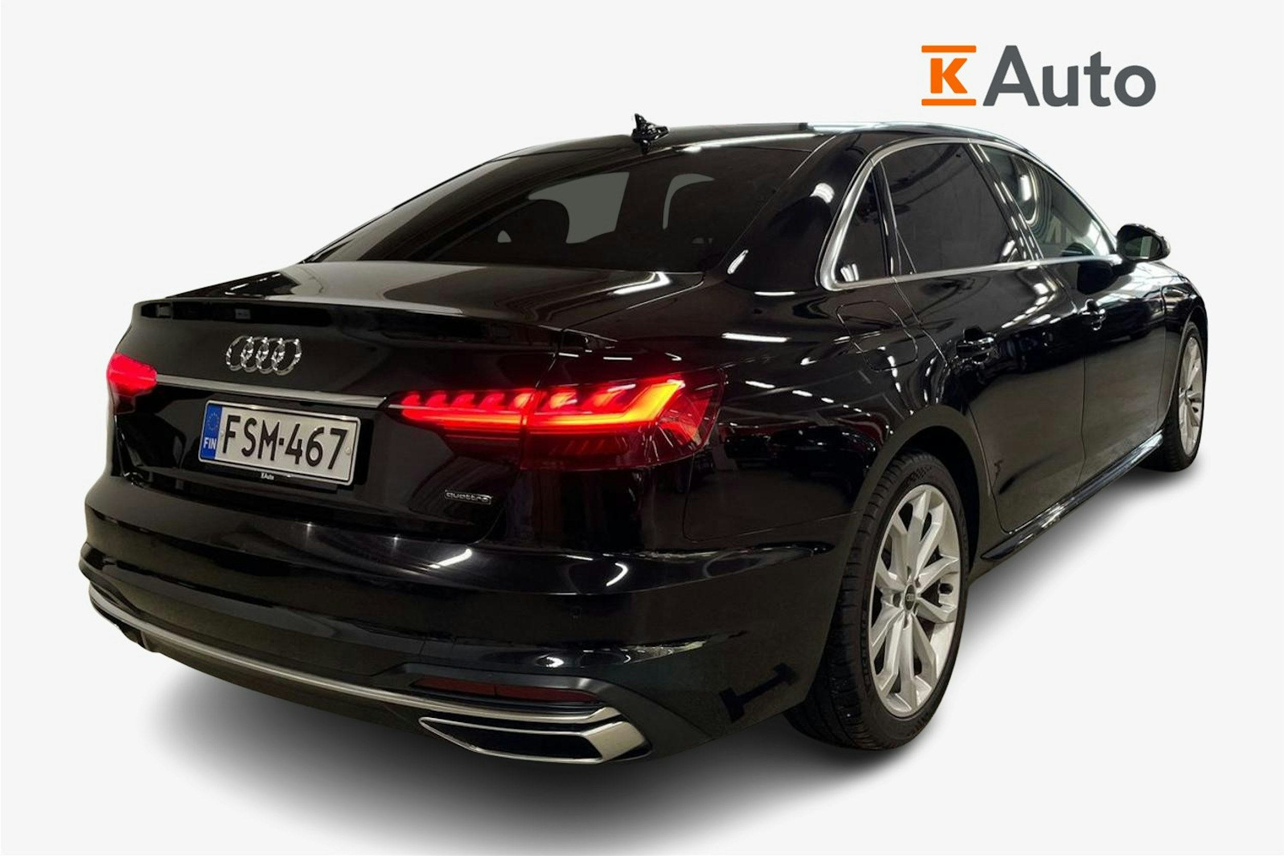 musta Audi A4 2023 kuva 6.
