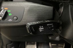 musta Audi A4 2023 kuva 18.