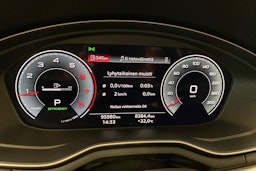 musta Audi A4 2023 kuva 16.