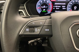 musta Audi A4 2023 kuva 17.