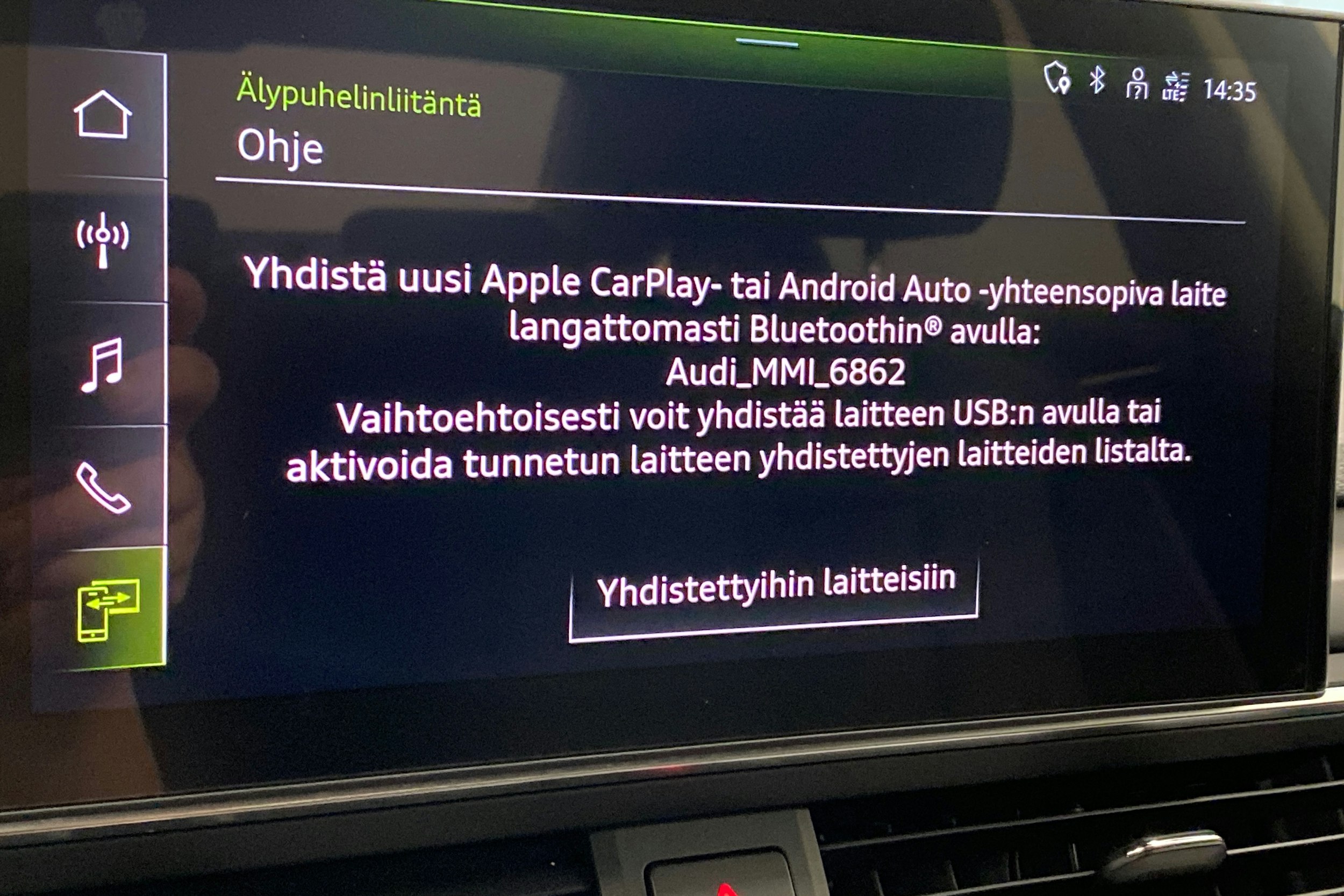 musta Audi A4 2023 kuva 24.