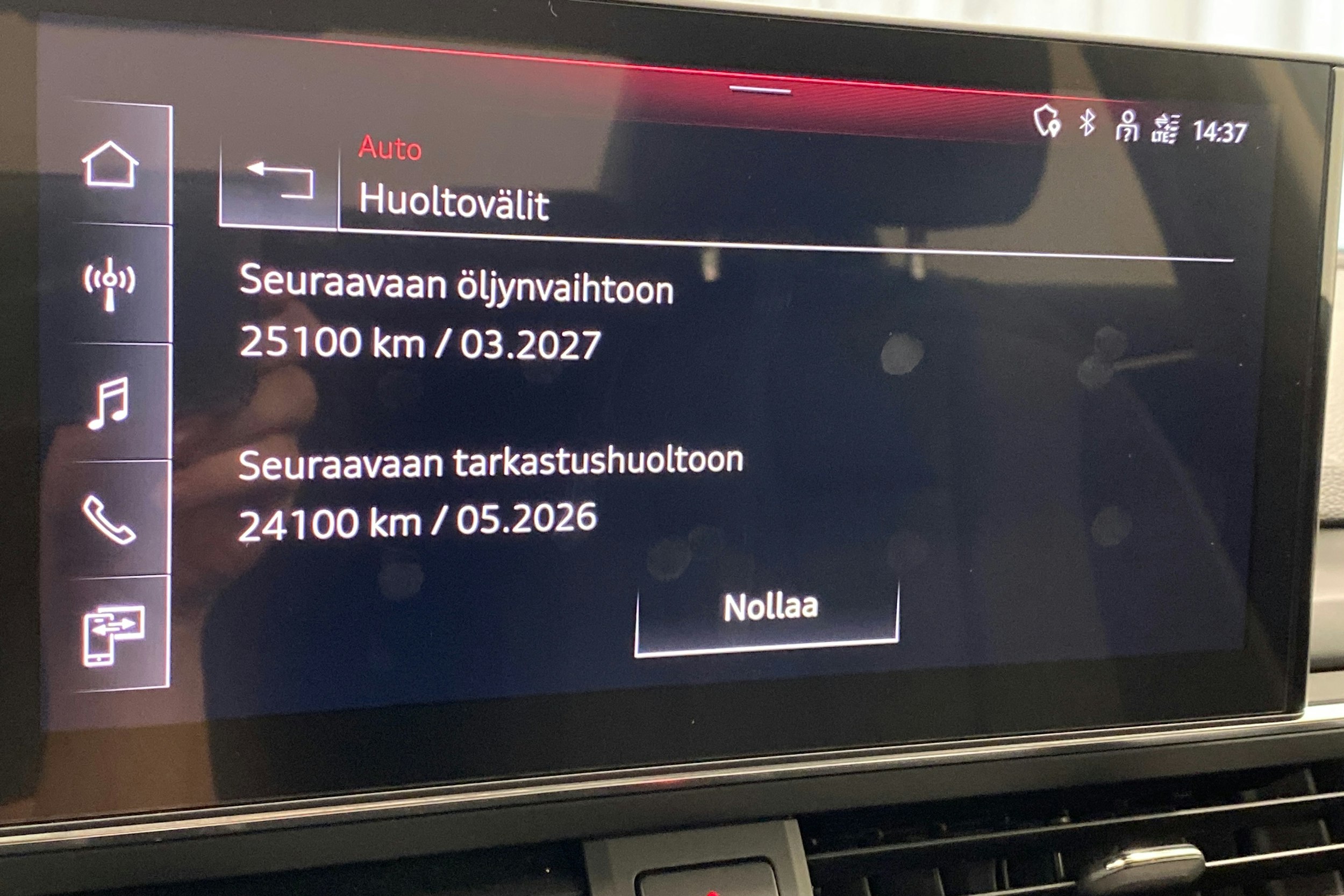 musta Audi A4 2023 kuva 28.