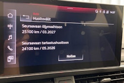 musta Audi A4 2023 kuva 28.