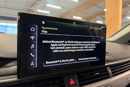 valkoinen Audi A4 2023 kuva 5.