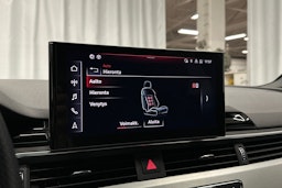 musta Audi A4 2023 kuva 16.