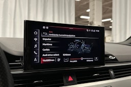 musta Audi A4 2023 kuva 18.