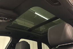 musta Audi A4 2023 kuva 24.