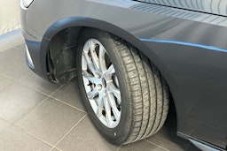 harmaa Audi A4 2023 kuva 13.