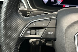 harmaa Audi A4 2023 kuva 19.