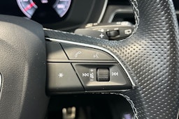 harmaa Audi A4 2023 kuva 20.