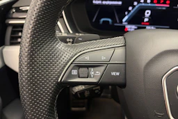 musta Audi A4 2023 kuva 20.