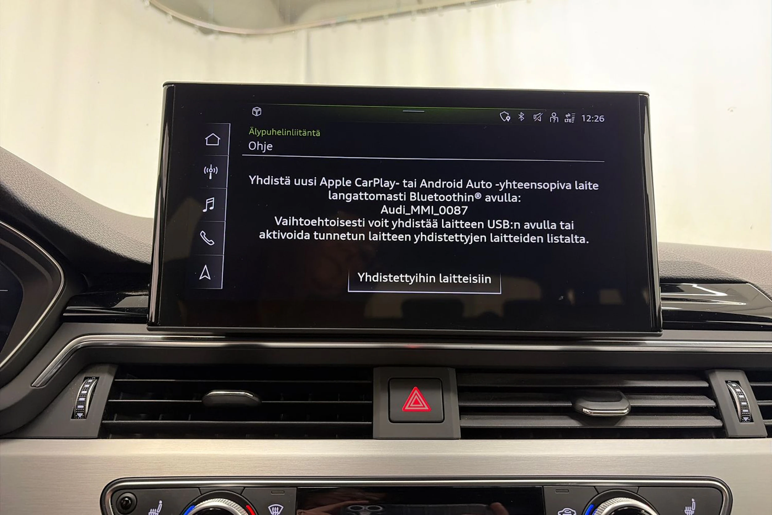 musta Audi A4 2023 kuva 24.