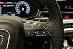 musta Audi A4 2023 kuva 25.