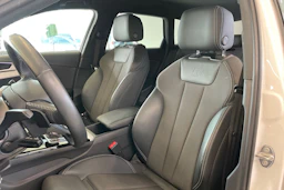 Valkoinen Audi A4 2023 kuva 15.