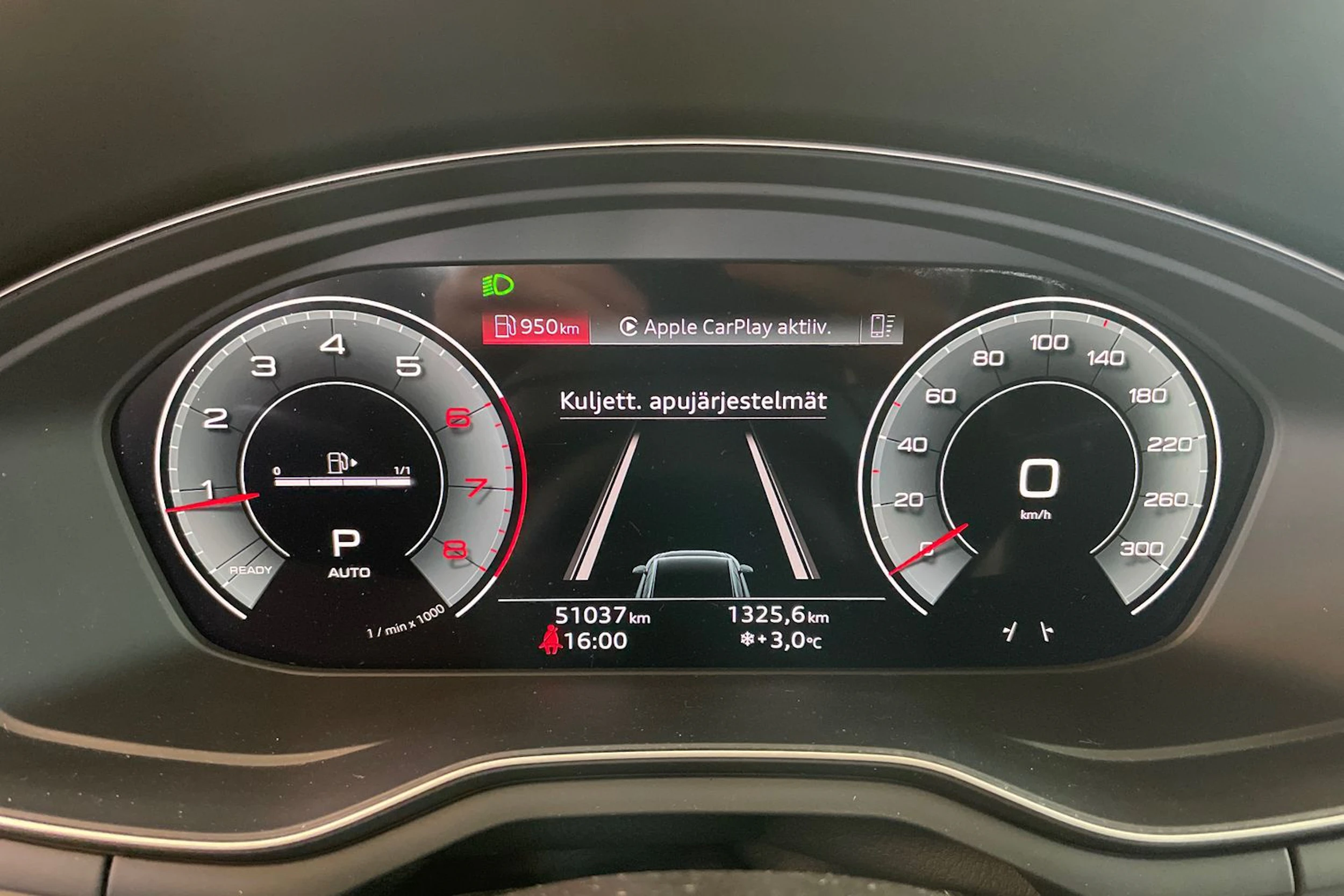 Valkoinen Audi A4 2023 kuva 16.