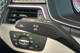 Valkoinen Audi A4 2023 kuva 20.