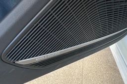 Valkoinen Audi A4 2023 kuva 25.