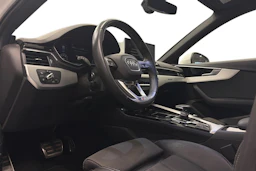 valkoinen Audi A4 2023 kuva 3.