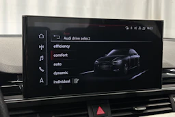 valkoinen Audi A4 2023 kuva 24.