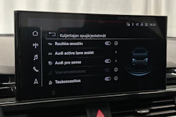 valkoinen Audi A4 2023 kuva 26.