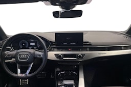 Musta Audi A4 2023 kuva 7.