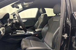 Musta Audi A4 2023 kuva 12.