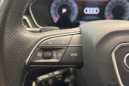 Musta Audi A4 2023 kuva 15.