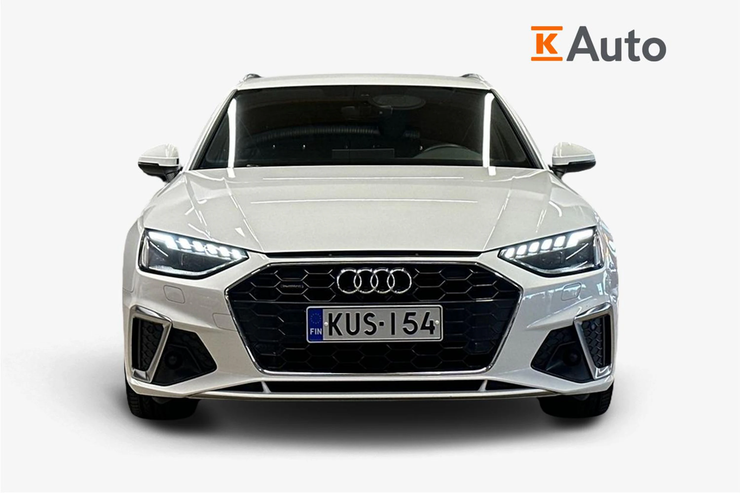 valkoinen Audi A4 2023 kuva 4.