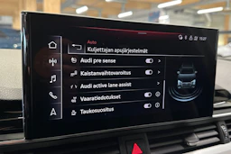 valkoinen Audi A4 2023 kuva 17.