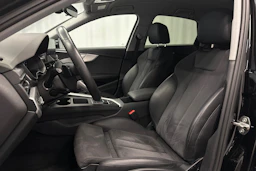 musta Audi A4 2023 kuva 13.