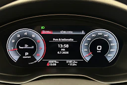 musta Audi A4 2023 kuva 18.