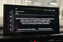 musta Audi A4 2023 kuva 19.