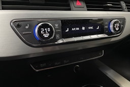 Harmaa Audi A4 2023 kuva 19.