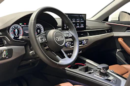 valkoinen Audi A4 2023 kuva 8.