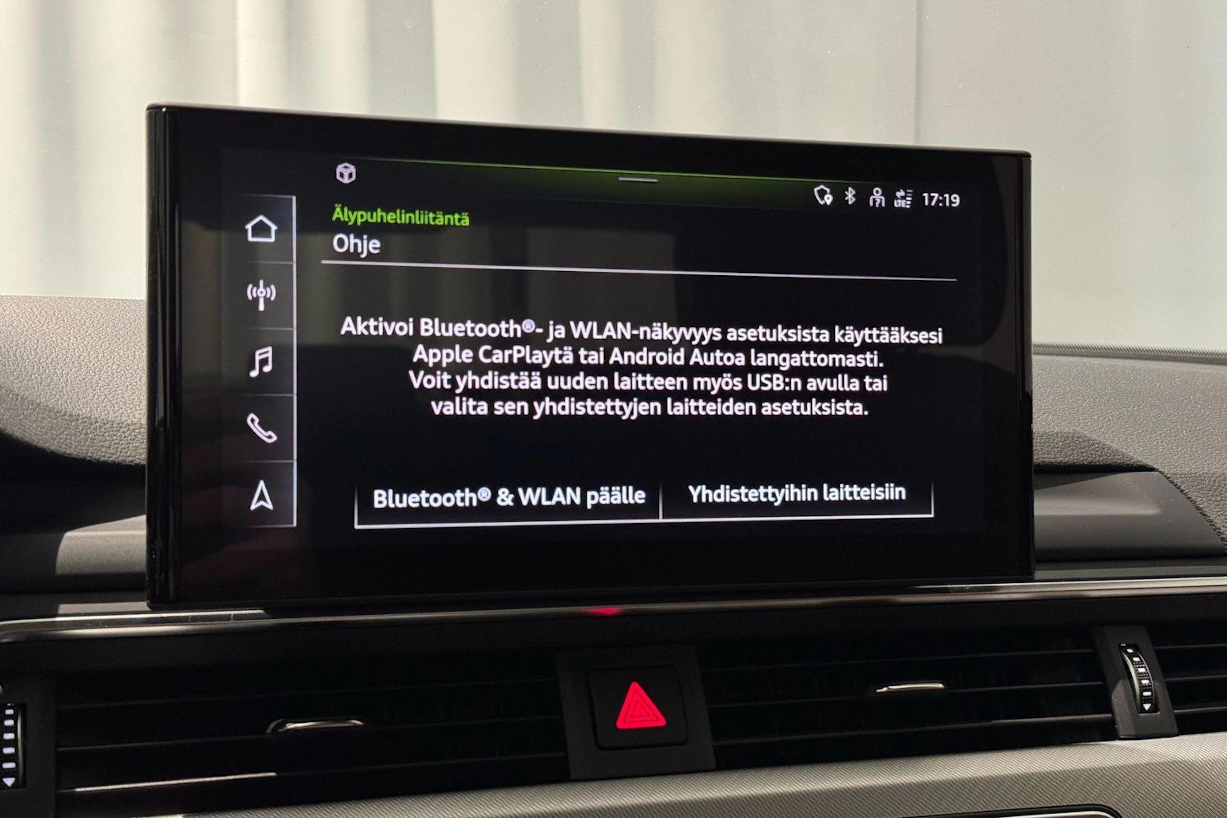 valkoinen Audi A4 2023 kuva 27.