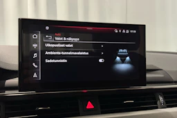 valkoinen Audi A4 2023 kuva 30.