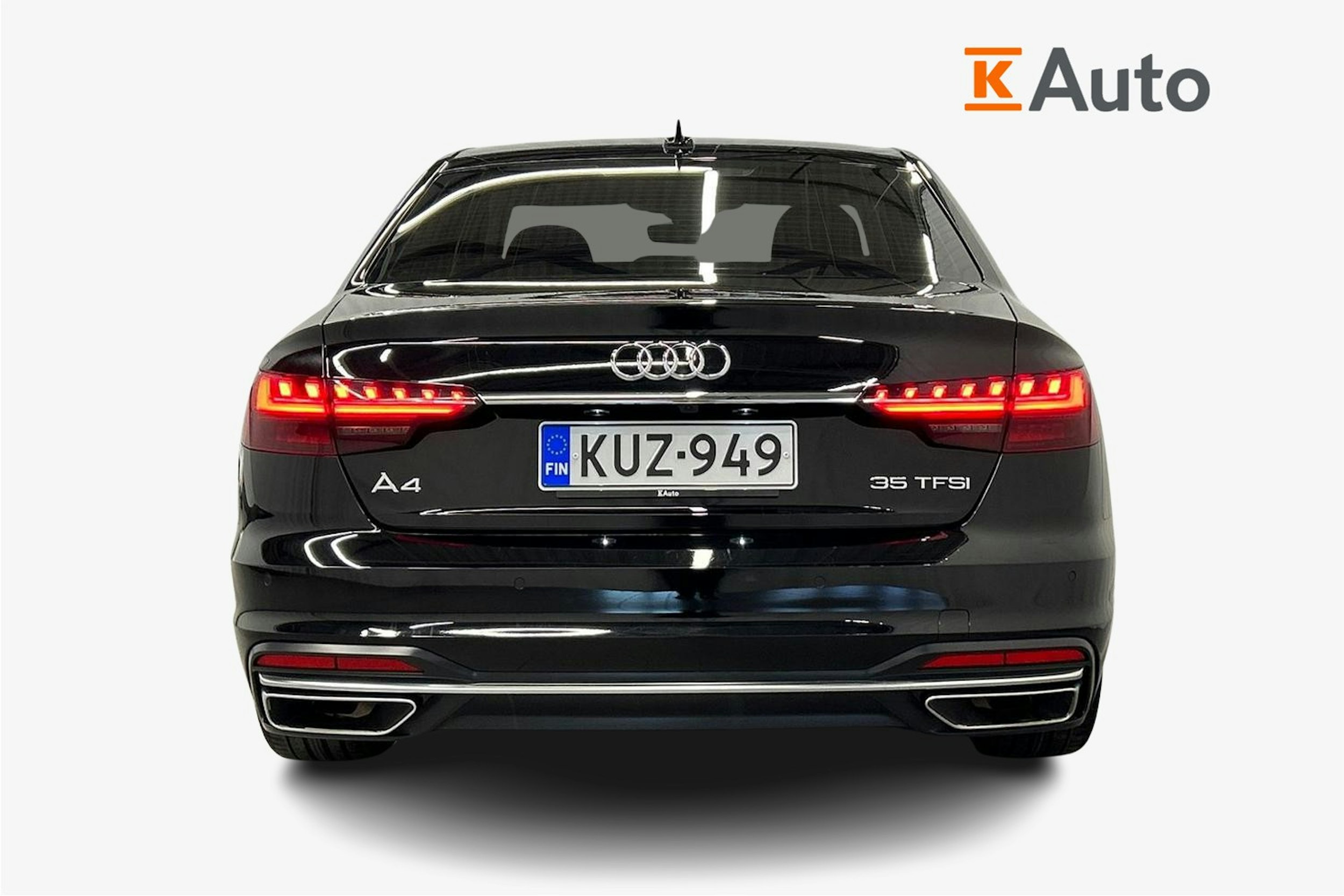 musta Audi A4 2023 kuva 3.