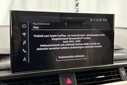 musta Audi A4 2023 kuva 25.