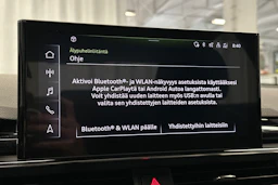 musta Audi A4 2023 kuva 20.