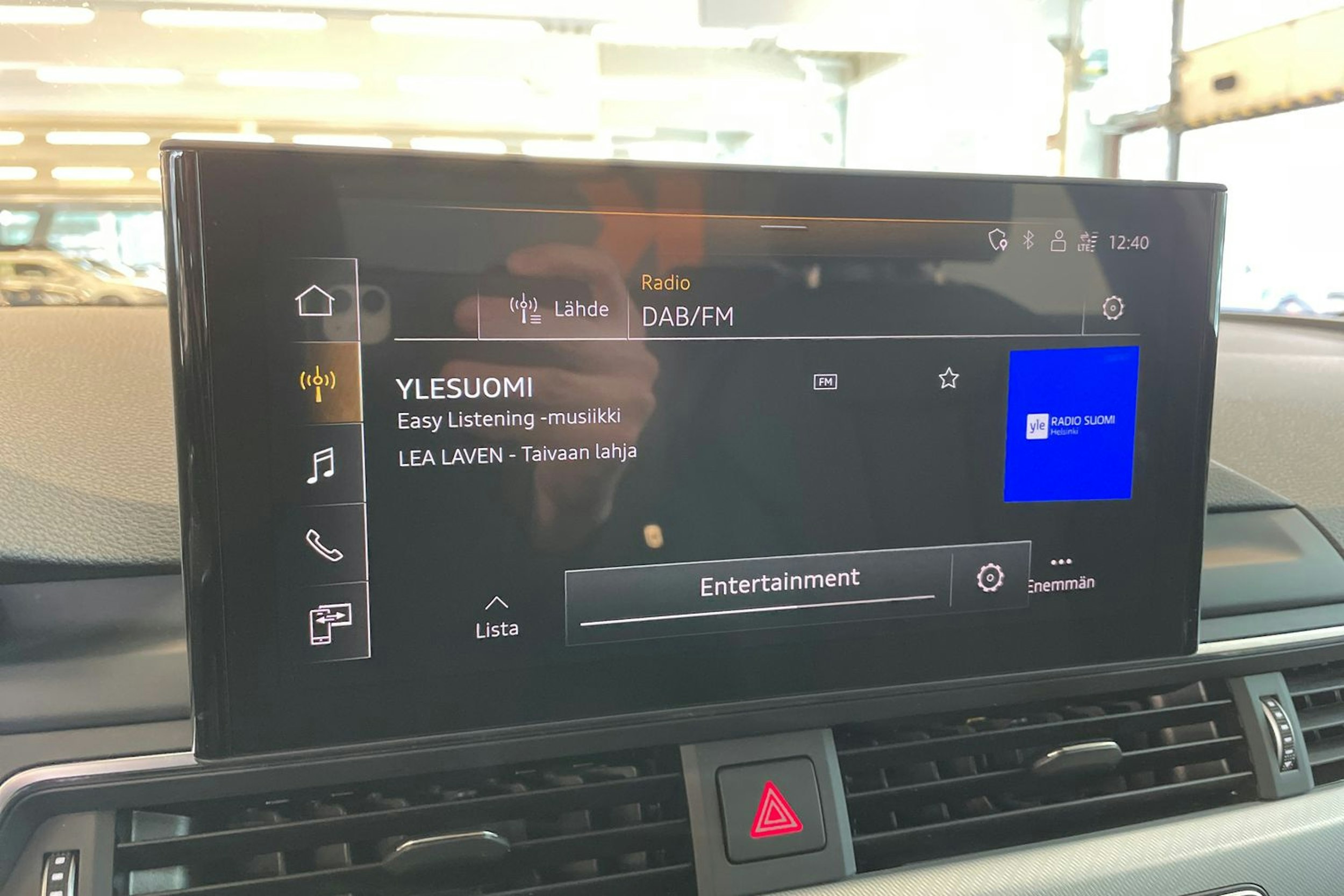 Valkoinen Audi A4 2023 kuva 15.