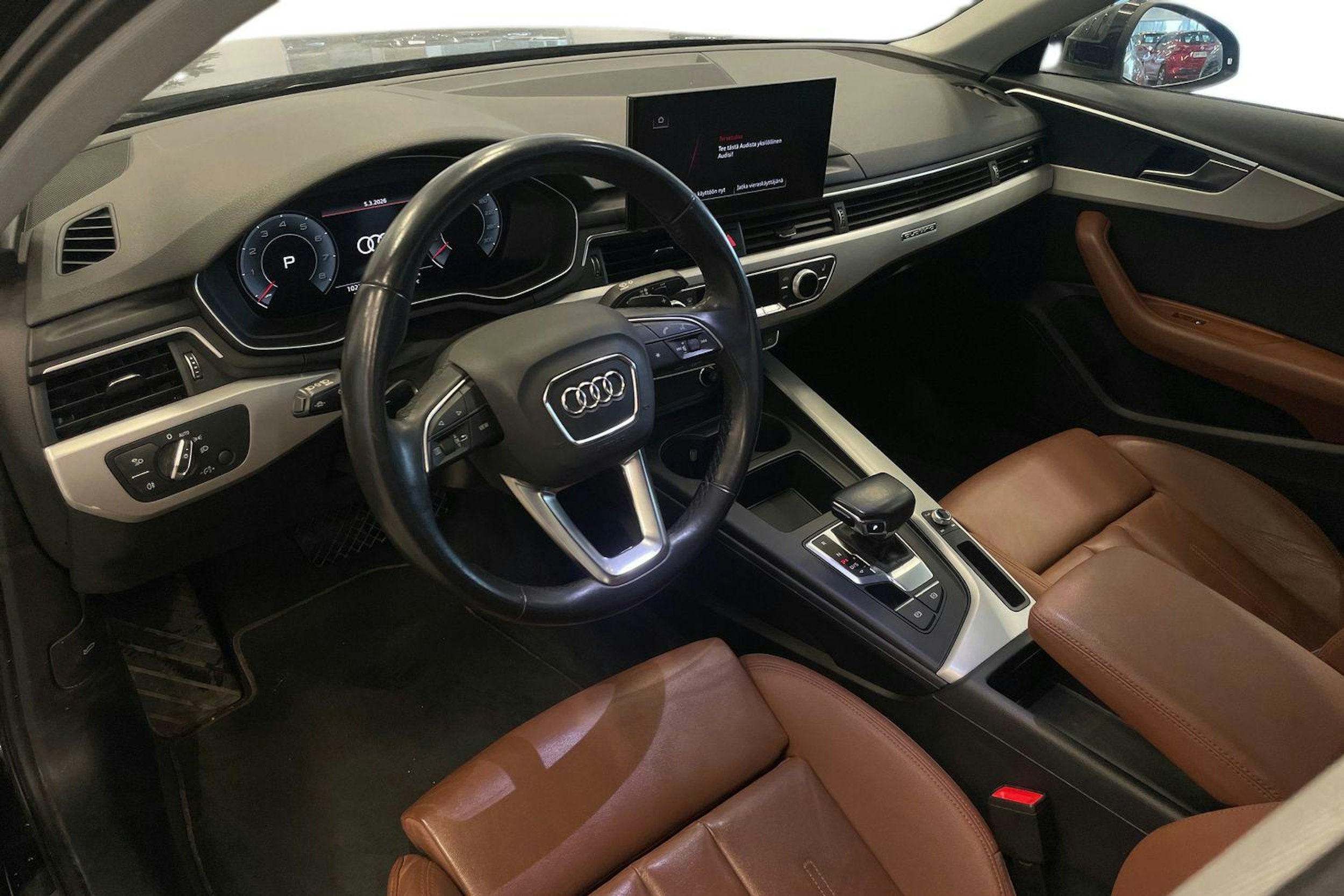 musta Audi A4 2023 kuva 3.