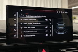 valkoinen Audi A4 2023 kuva 30.