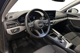 musta Audi A4 2023 kuva 7.