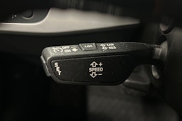 musta Audi A4 2023 kuva 19.