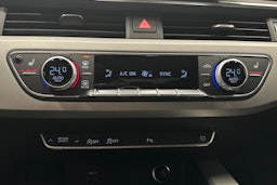 musta Audi A4 2023 kuva 26.