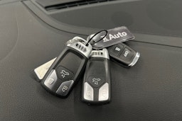 musta Audi A4 2023 kuva 27.